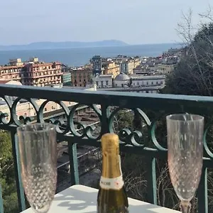  Couette-café I Mergellina Italie